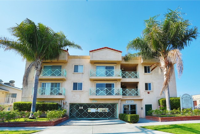 Building Photo - Crown Ridge Apartments