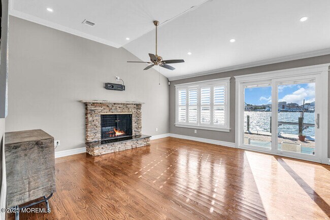 Building Photo - 68 Blue Heron Dr