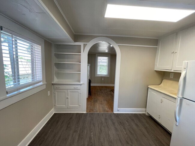 Foto del edificio - Simply the BEST! Adorable 1 Bedroom/1 Bath...