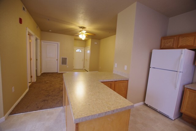 Building Photo - 10151 W Rifleman Dr