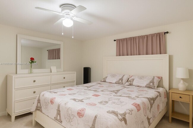 Foto del edificio - 3925 SW 88th Pl