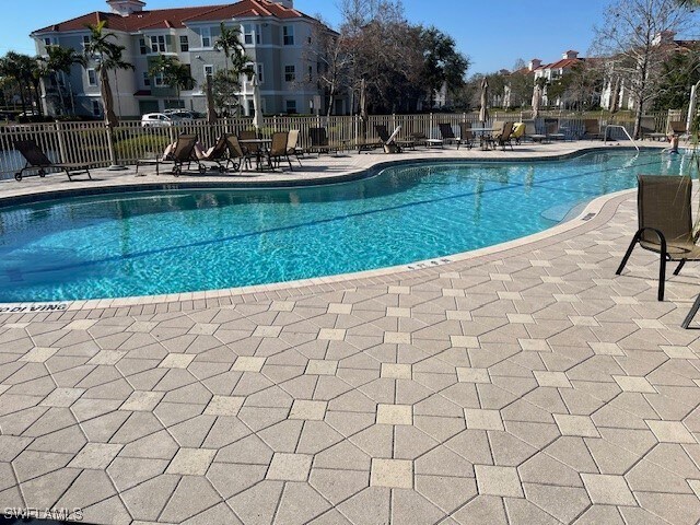 Foto principal - 23680 Walden Center Dr