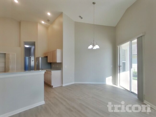 Foto del edificio - 3264 Abbeyfield Dr E