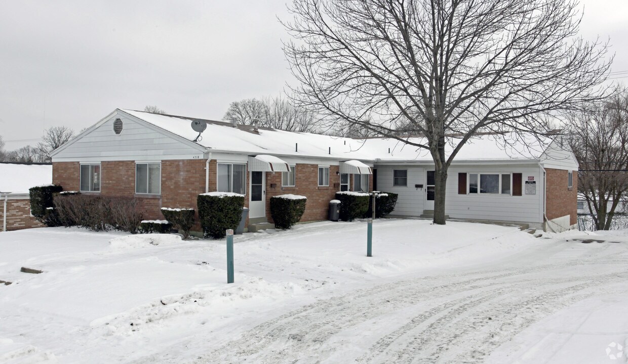Primary Photo - 4318 Fair Oaks Rd