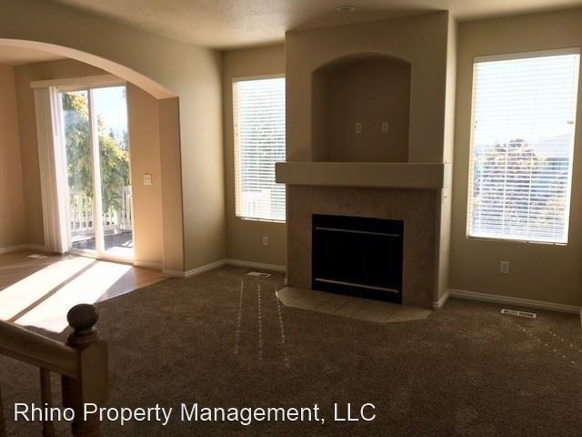 Building Photo - 3 br, 3.5 bath House - 3053 B-1 Sage Loop Dr.