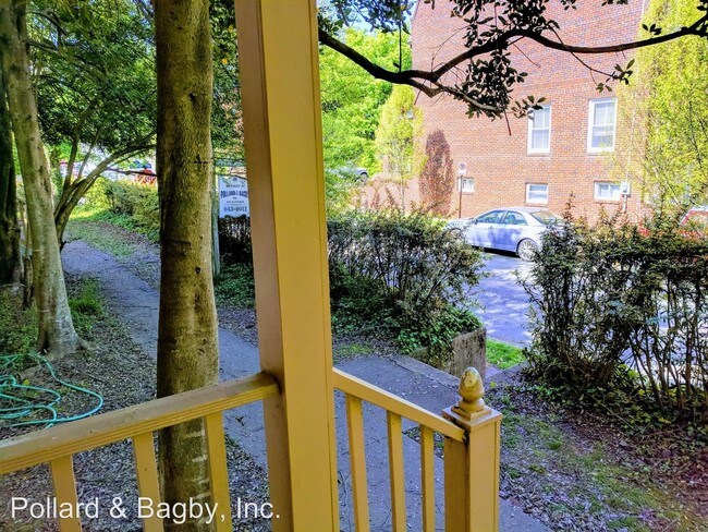 Foto del edificio - 3328 Ellwood Ave