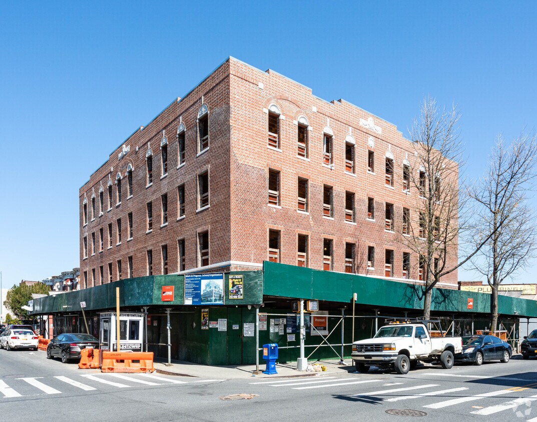 Foto principal - 4018 15th Ave
