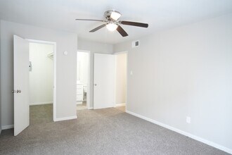 Building Photo - 12550 John F Kennedy Blvd