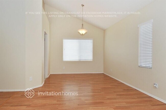 Foto del edificio - 28660 Newcastle Rd