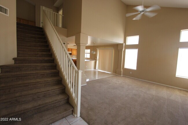 Foto del edificio - 6905 W Harrison St