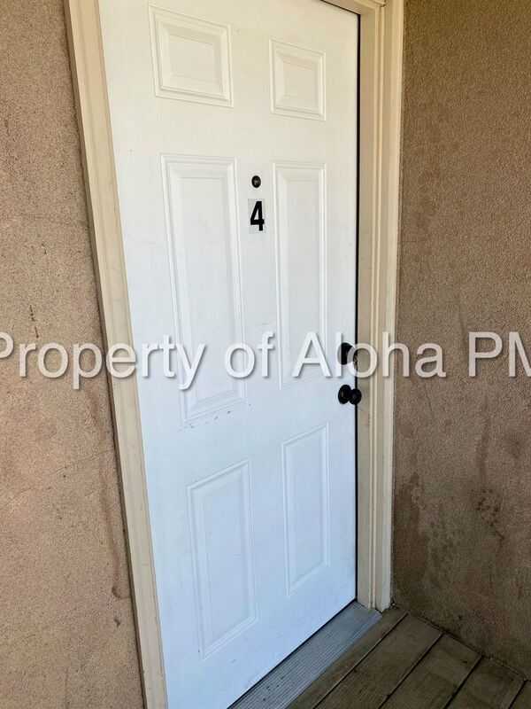 Foto del edificio - 1063 W Pine Ave