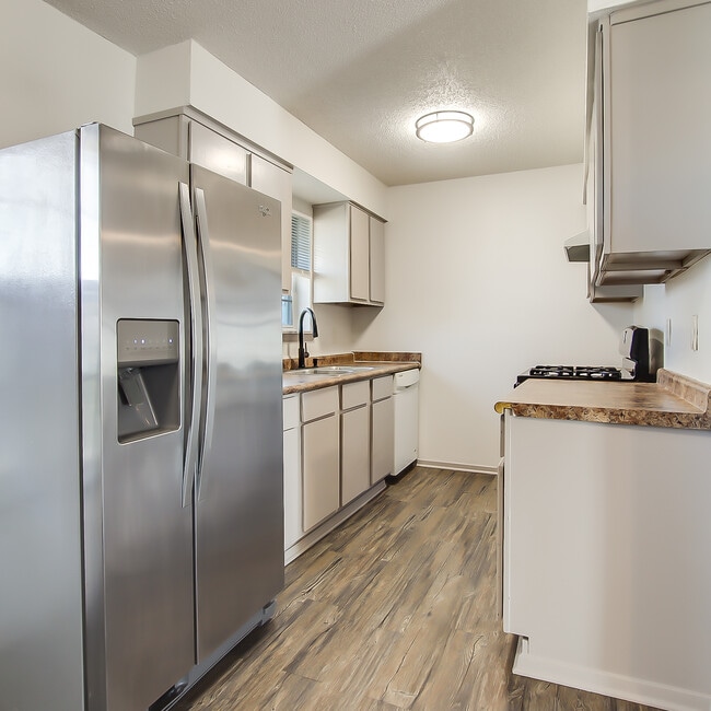 Building Photo - 3BR/1.0BA Single Family - Seagoville