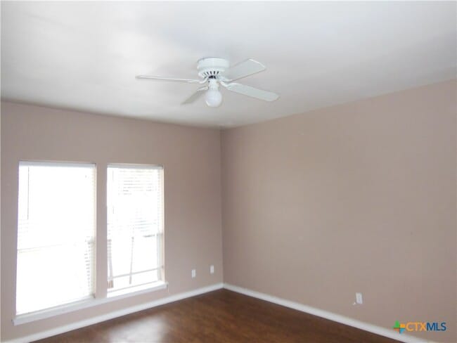 Building Photo - 1641 Kuehler Ave