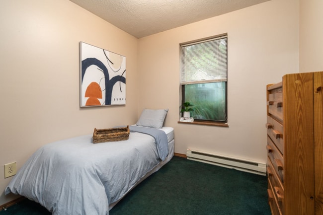 Building Photo - 515 W Stadium Ave