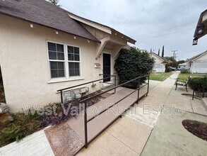 Building Photo - 1605 Howard Ave