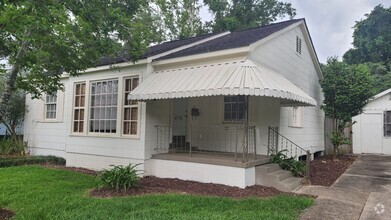 Building Photo - 4776 Arrowhead St