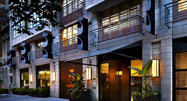 Foto del edificio - 728 17th St NW