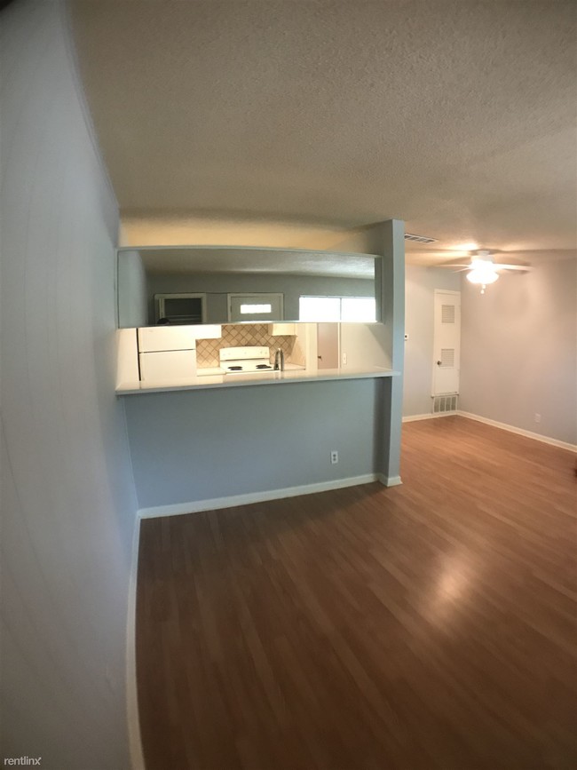 Building Photo - 5001 Bull Creek Rd