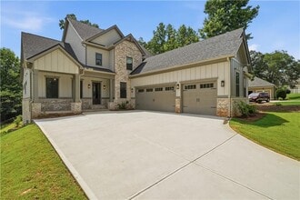 Building Photo - 5676 Meadow View Dr