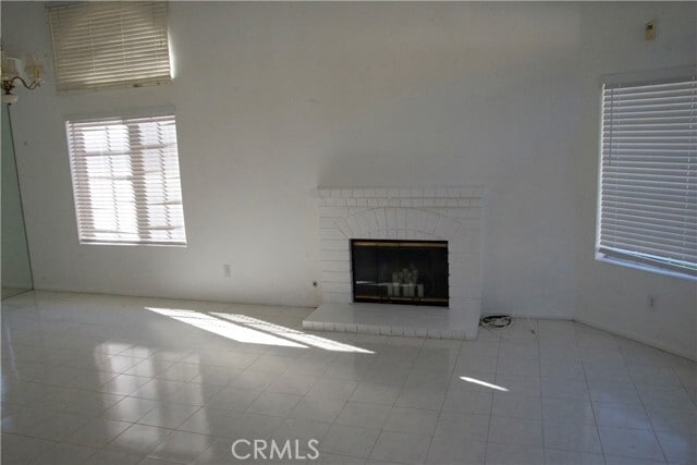 Building Photo - 29526 Crown Creek