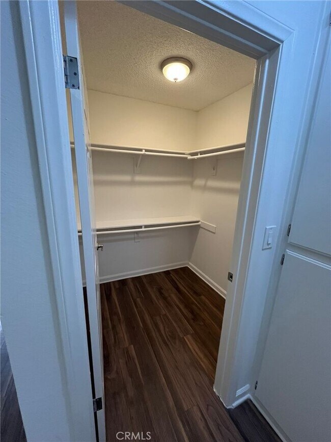 Foto del edificio - 5418 Hermitage Ave
