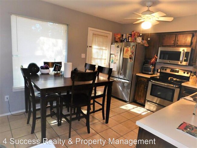 Foto del edificio - 3 br, 2 bath House - 5415 Rocky Ridge Drive