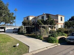 Building Photo - 1918-20 Carmelina Dr.