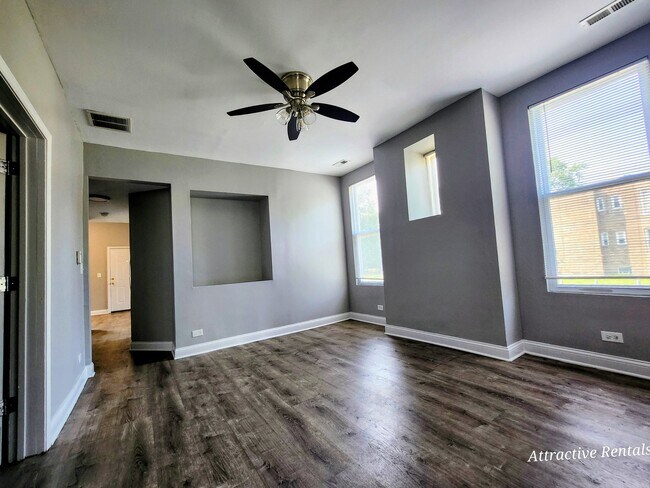 Photo - 5700 S Wabash Ave (Chicago, IL) Apartment
