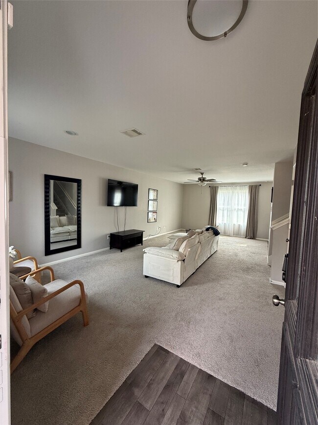 Foto del edificio - 23603 Legacy Oak St