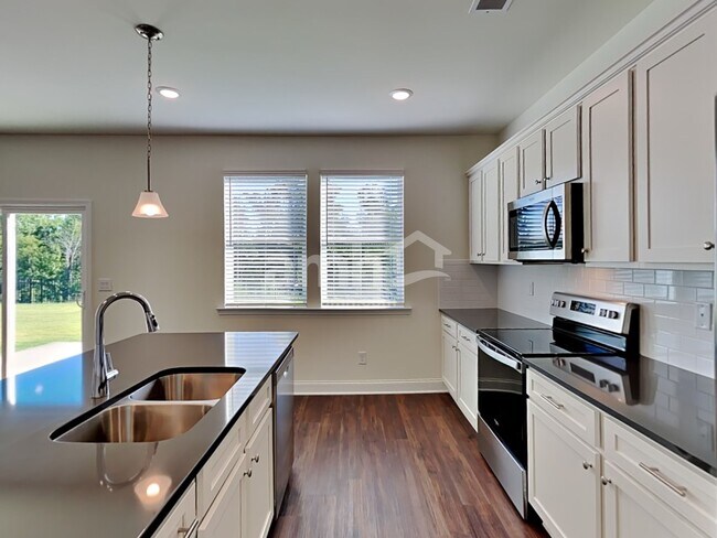 Foto del edificio - 269 Willow Ln