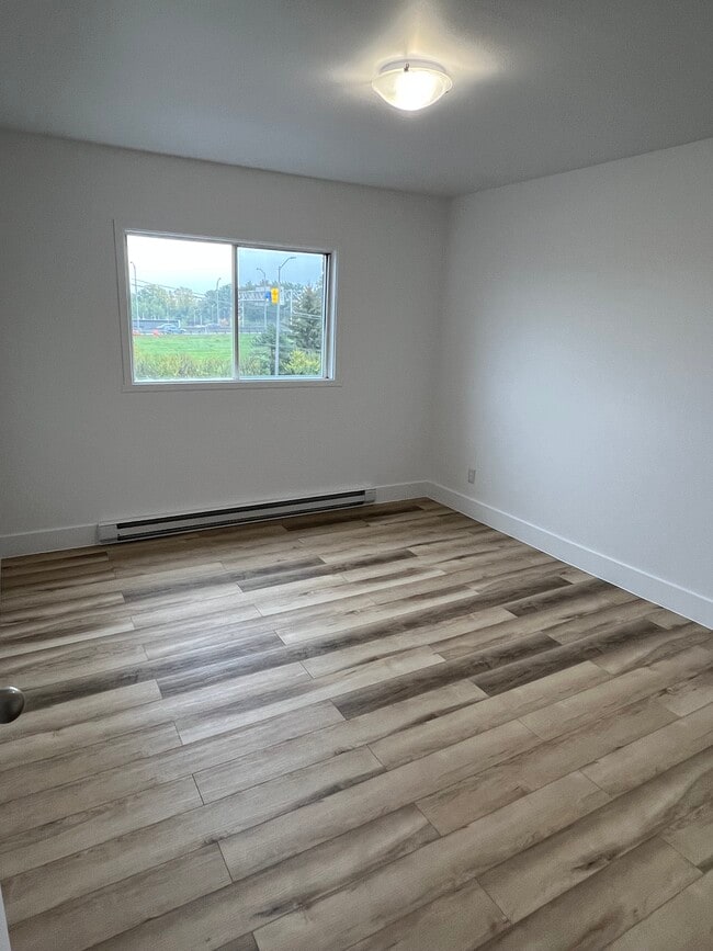 Building Photo - 20 Rue de Boucherville