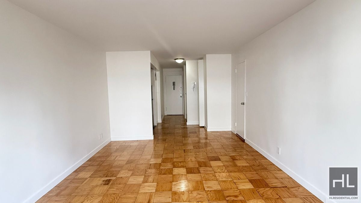 Primary Photo - EAST 36 STREET