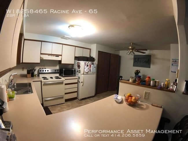 Building Photo - 2 bedroom in Muskego WI 53150