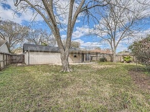 Building Photo - 16310 Cavendish Dr