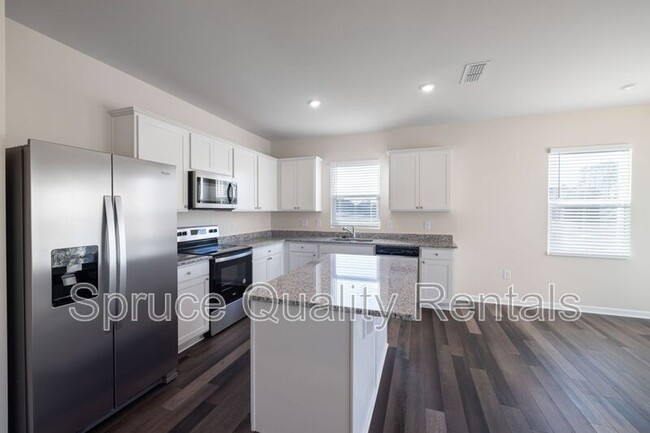 Foto del edificio - 3501 Sugarplum Rd