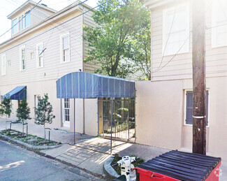 Building Photo - 184 Walnut St