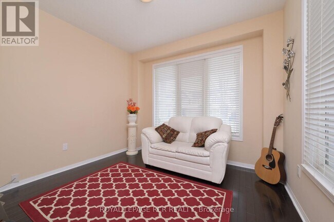 Photo du bâtiment - 62 Ferris Lane