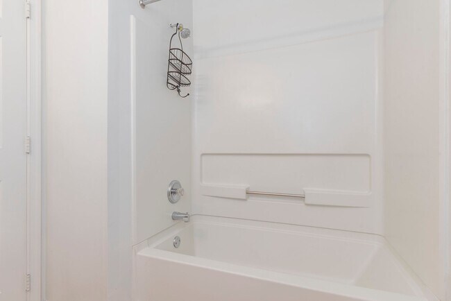 Foto del edificio - **Charming 3-Bedroom Townhome in Hockessin...