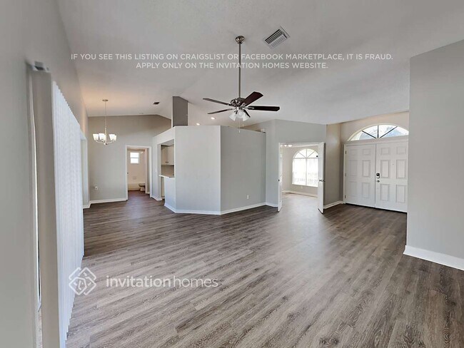 Foto del edificio - 2330 Tioga Dr