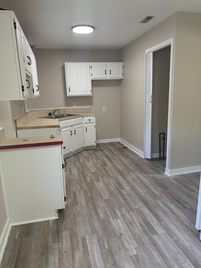 Foto del edificio - 62183 Forestview Dr