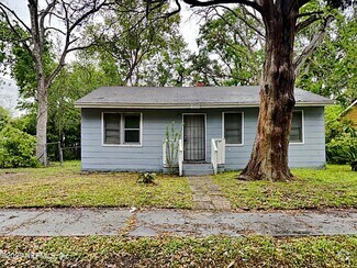 Building Photo - 3173 3rd St Cir S