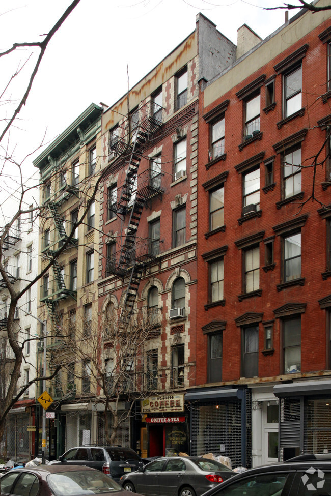 107 Thompson St - AJ Clarke