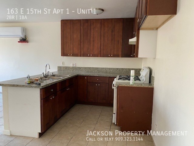 Building Photo - 163 E 15th St