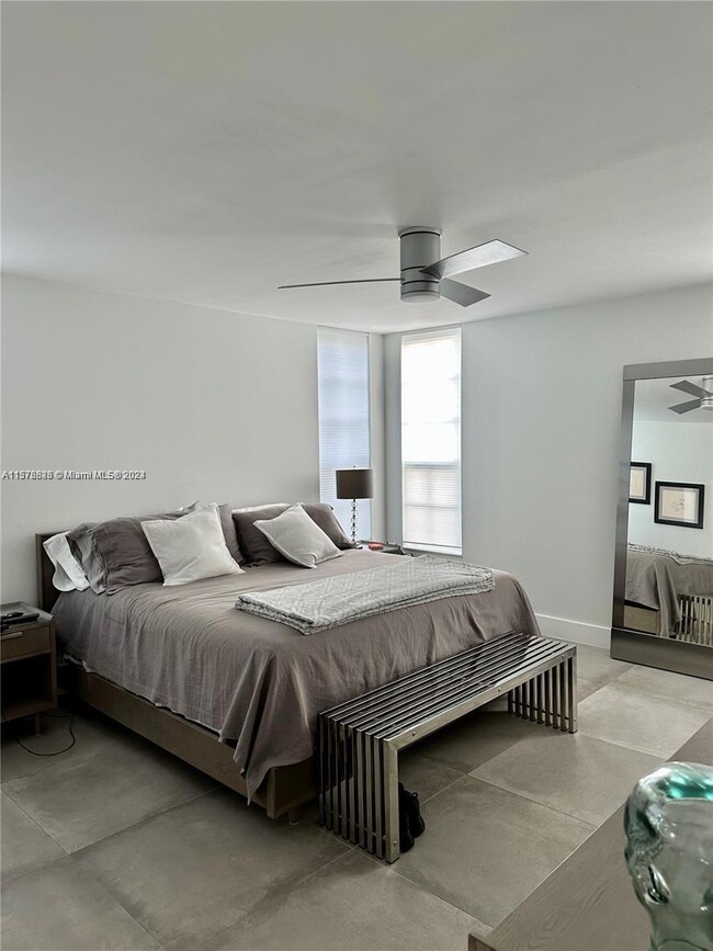 Foto del edificio - 565 Oaks Ln