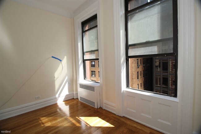 Building Photo - 205 Madison Ave