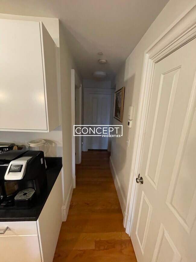 Foto del edificio - 658 Massachusetts Ave