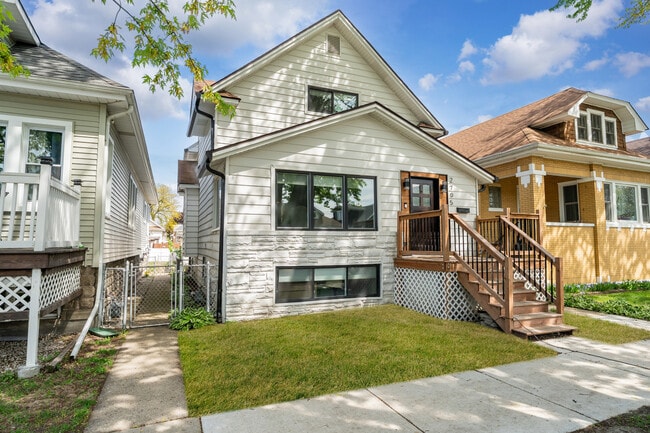Building Photo - 2705 Cuyler Ave
