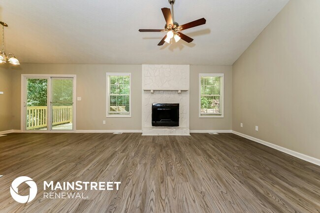 Foto del edificio - 5878 Homestead Cir