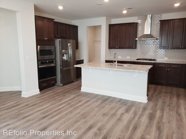 Building Photo - 4 br, 3 bath House - 213 Ivy Arbor Way