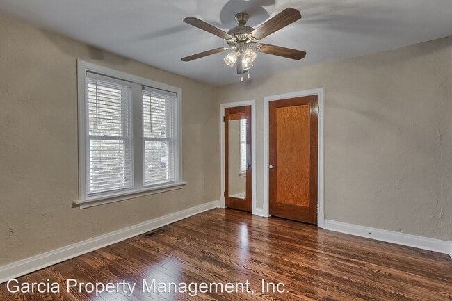 Building Photo - 2 br, 1 bath House - 5015 Miami Street
